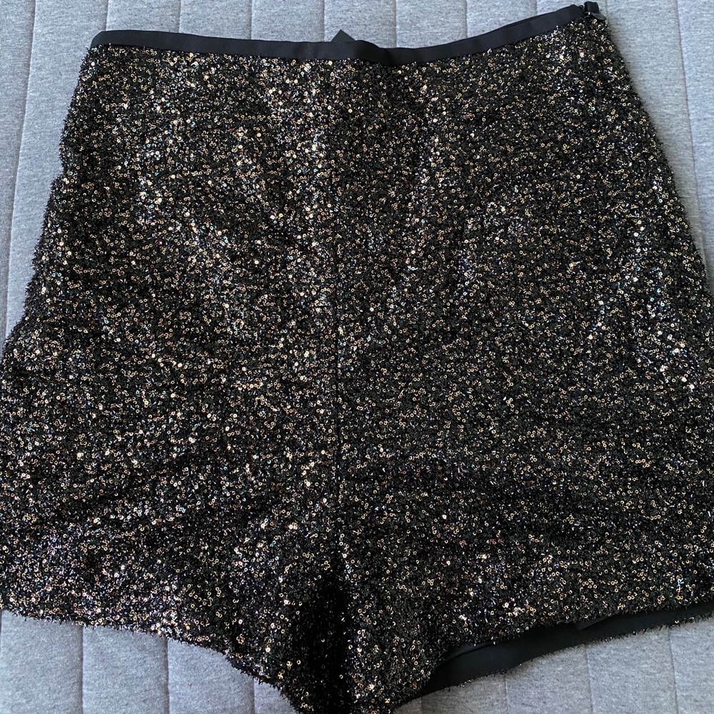 festive shorts